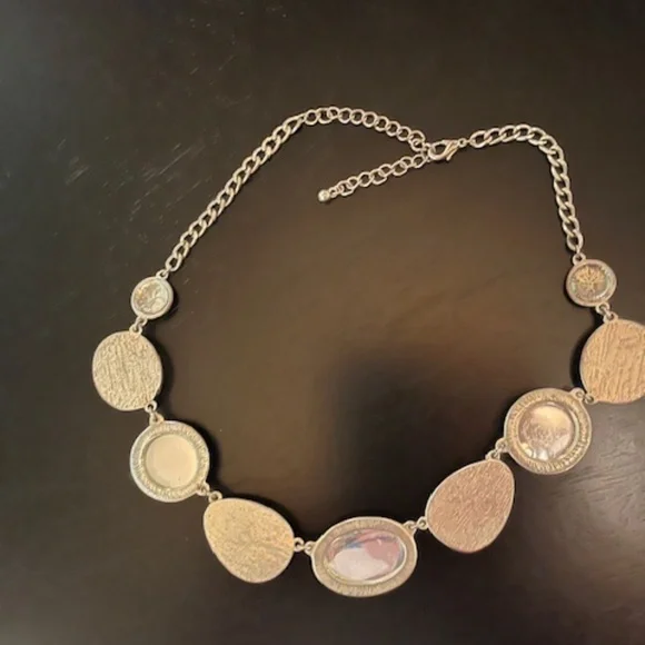 Faux Gemstone Choker Necklace - Picture 8 of 10